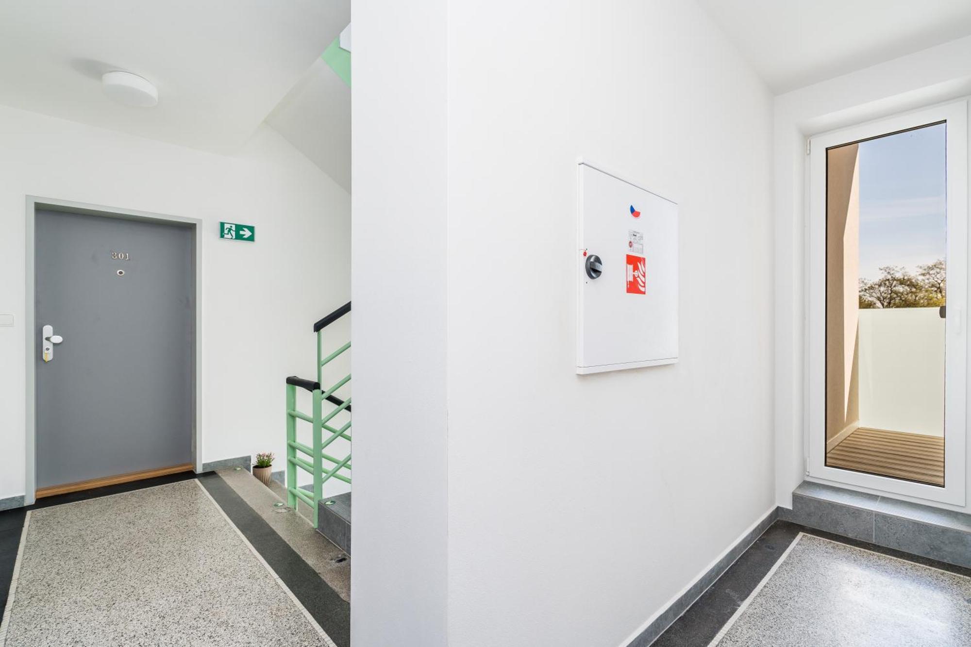Perla Hradce 302 Daire Hradec Králové Dış mekan fotoğraf